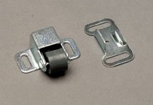 AP 013017 2pk 3/8' Roller Catch