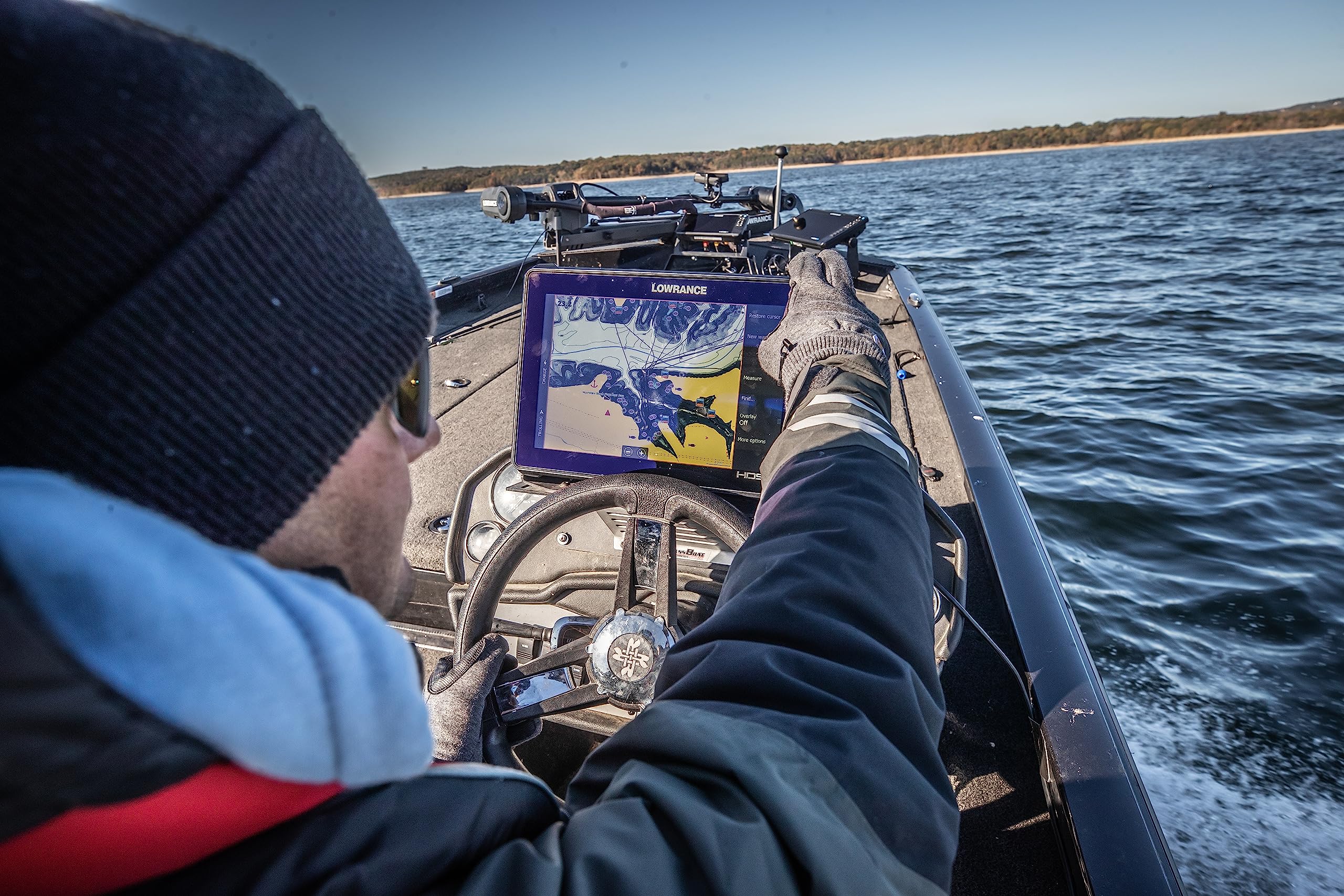 Lowrance 000-15984-001 HDS PRO 10 Fishfinder Chartplotter with C-MAP DISCOVER OnBoard