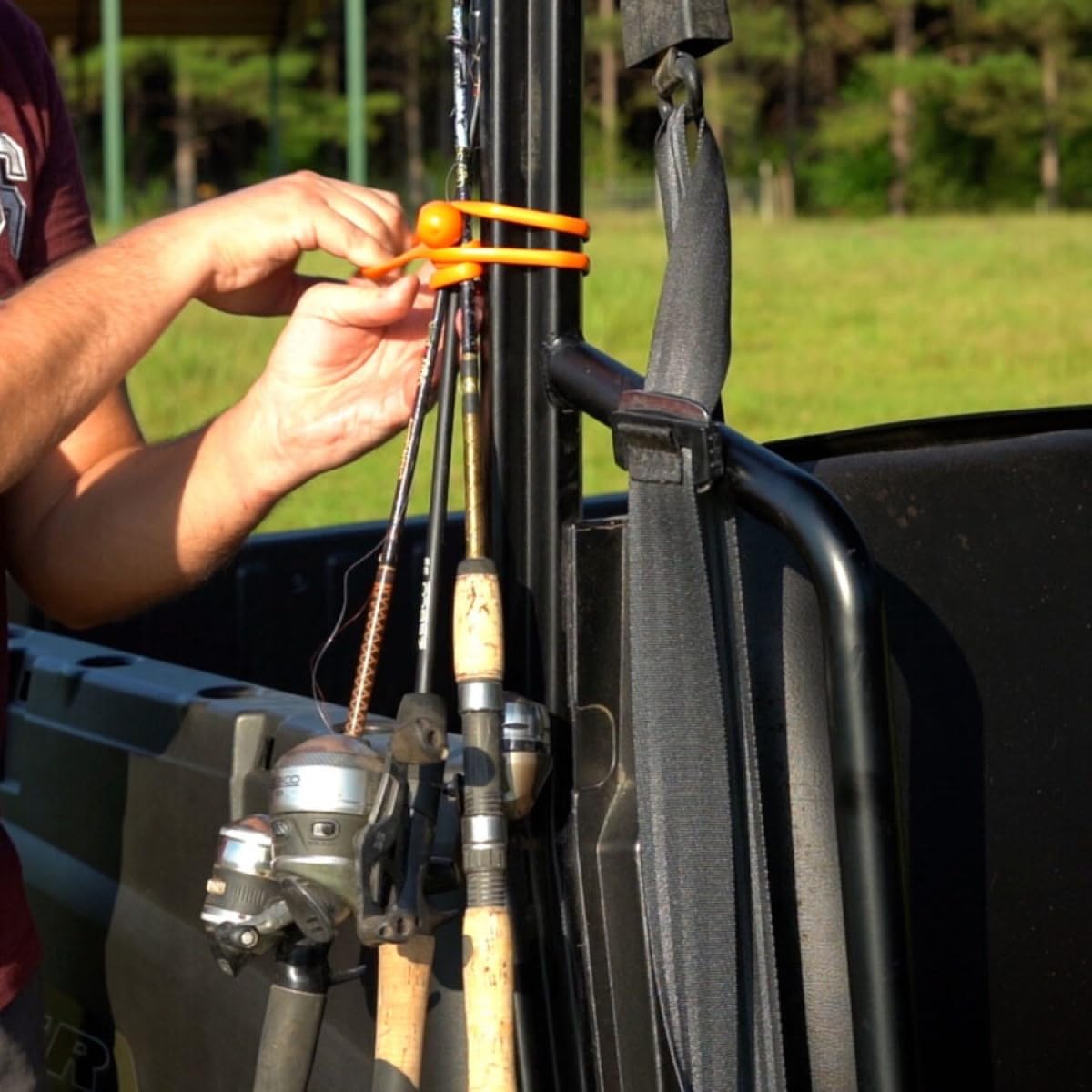 BluBird BBRTDP-2-MX48 Rapid Tie Wing Rack Display with 48 Pieces Multi-Color