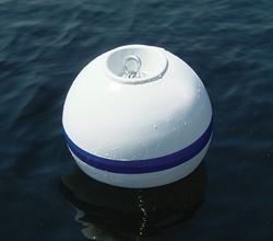 Picture of Taylor Made 46818 18in T3c Surmoor Shackle Buoy