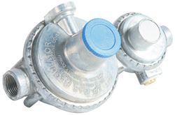 Picture of Camco 59323 Two Stage Propane Regulator Horizontal Mount 160,000 BTU