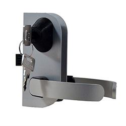 Picture of Southco ME-01-210-60 Offshore Swing Door Latch Key Locking Right Hand